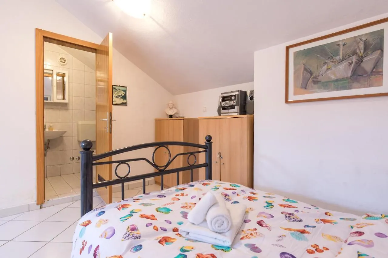Apartment Glorija With Balcony Baška Croazia